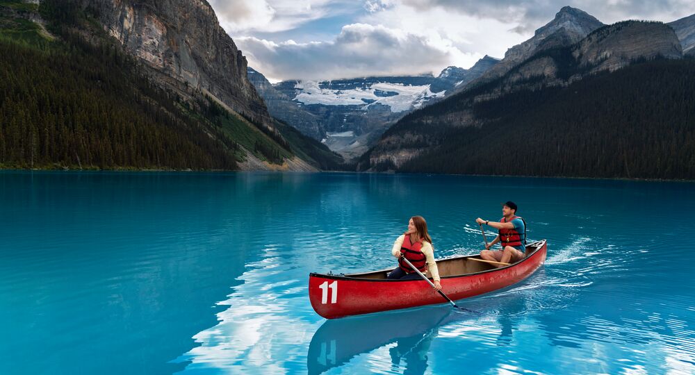 Enjoy Lake Louise with Three Sister's Taxi services