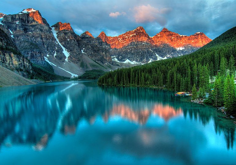 Lake Louise & Moraine Lake Private Tour